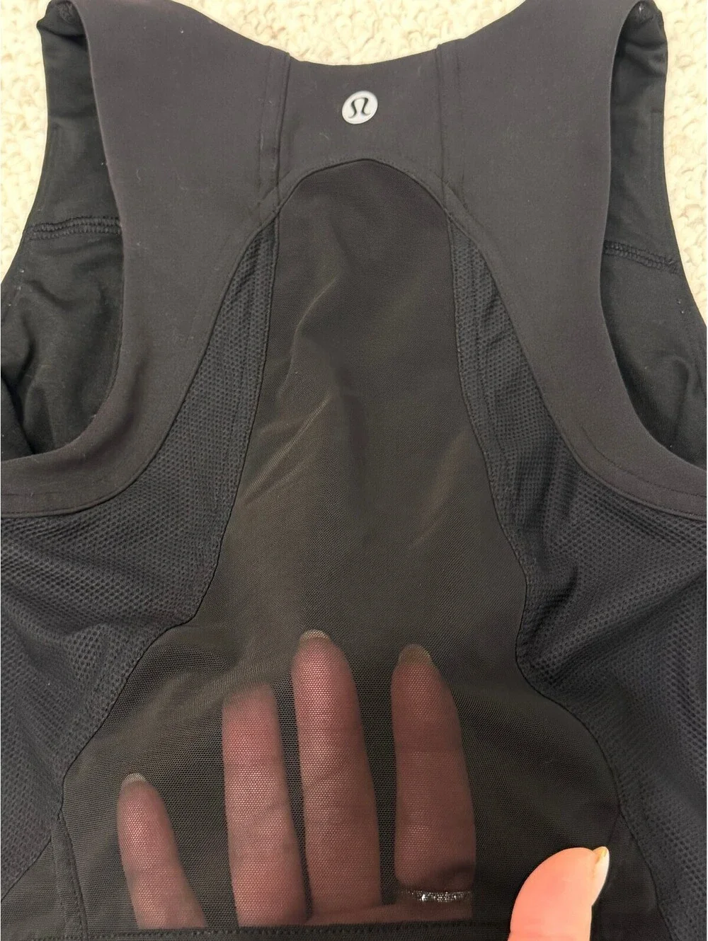lululemon Black Cropped Mesh Tank Top Women’s Workout Athletic Crop Top Size 2